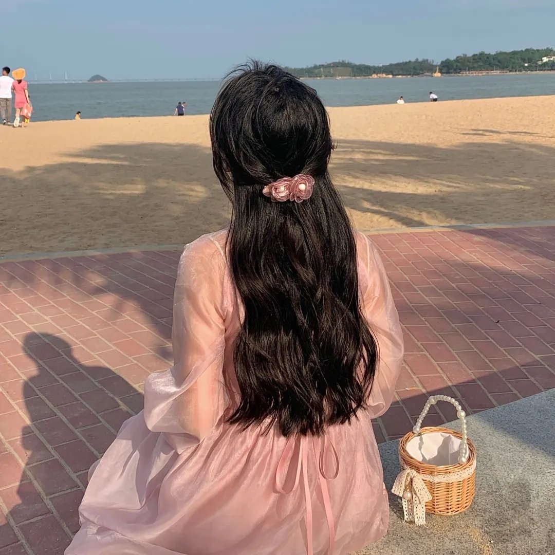 那个女孩的俘虏